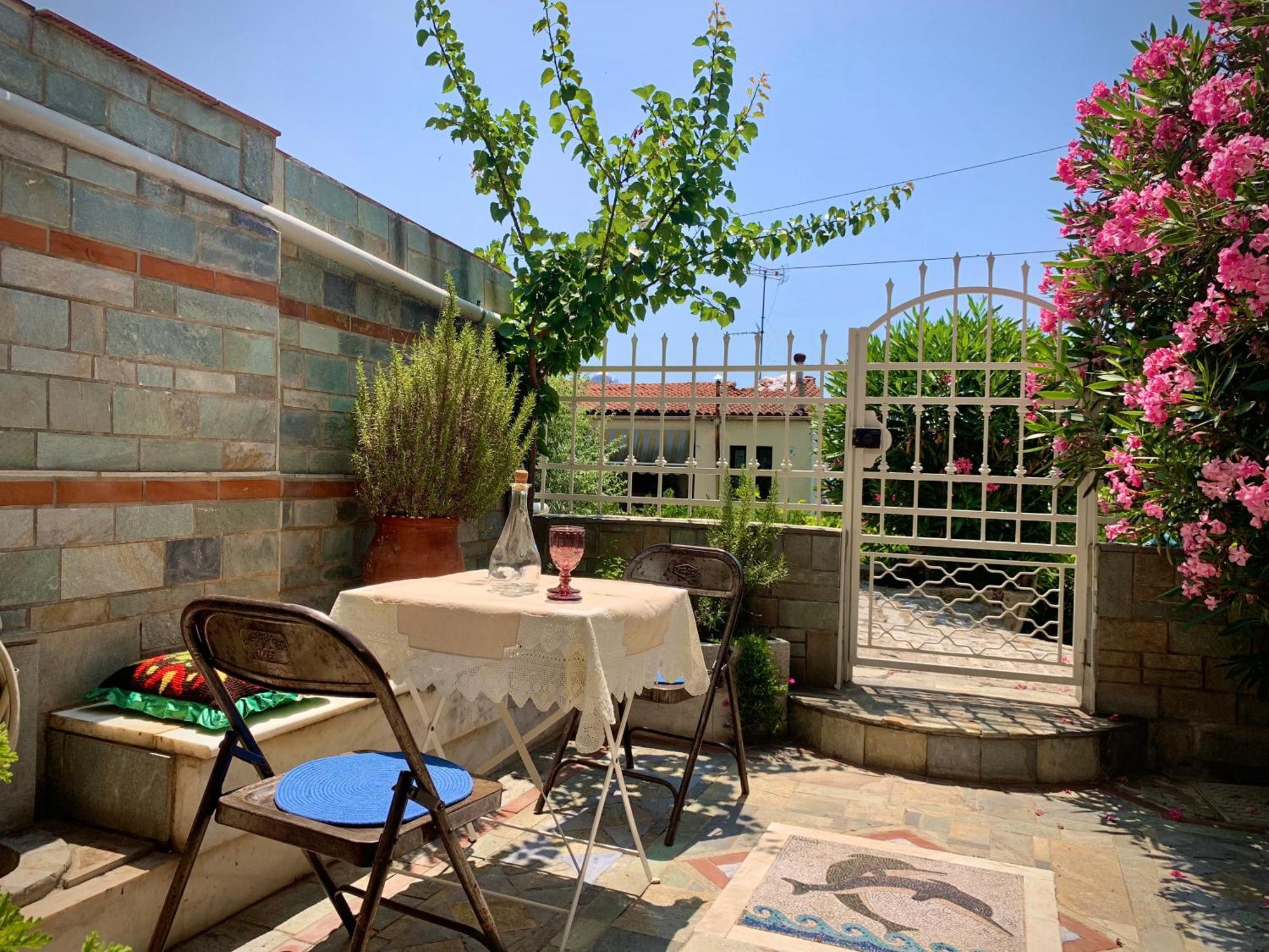 Gemuetliches Appartement In Ano Poli เทสซาโลนิกิ ภายนอก รูปภาพ